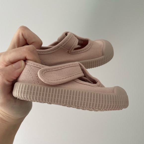 H&M Baby Sneakers - Picture 2 of 5